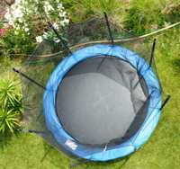 Aluguer trampolim "pula pula" com 3 metros de diâmetro e 2,50 alt.
75€