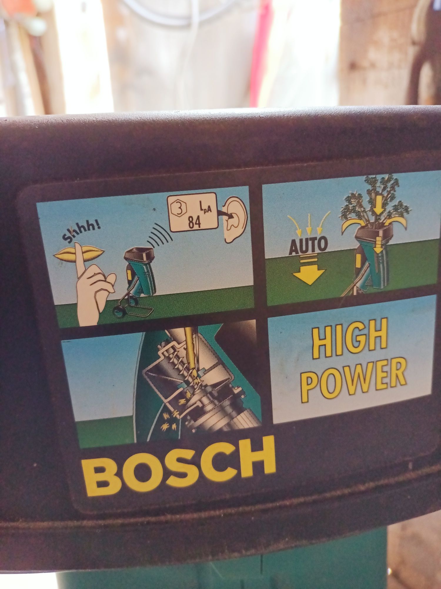 Rozdrabniacz Boscha AXT 1600.