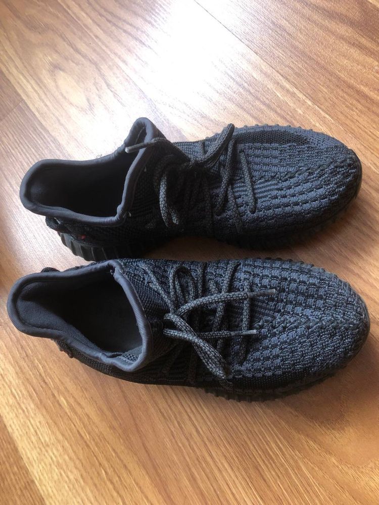 Кросівки yeezy boost