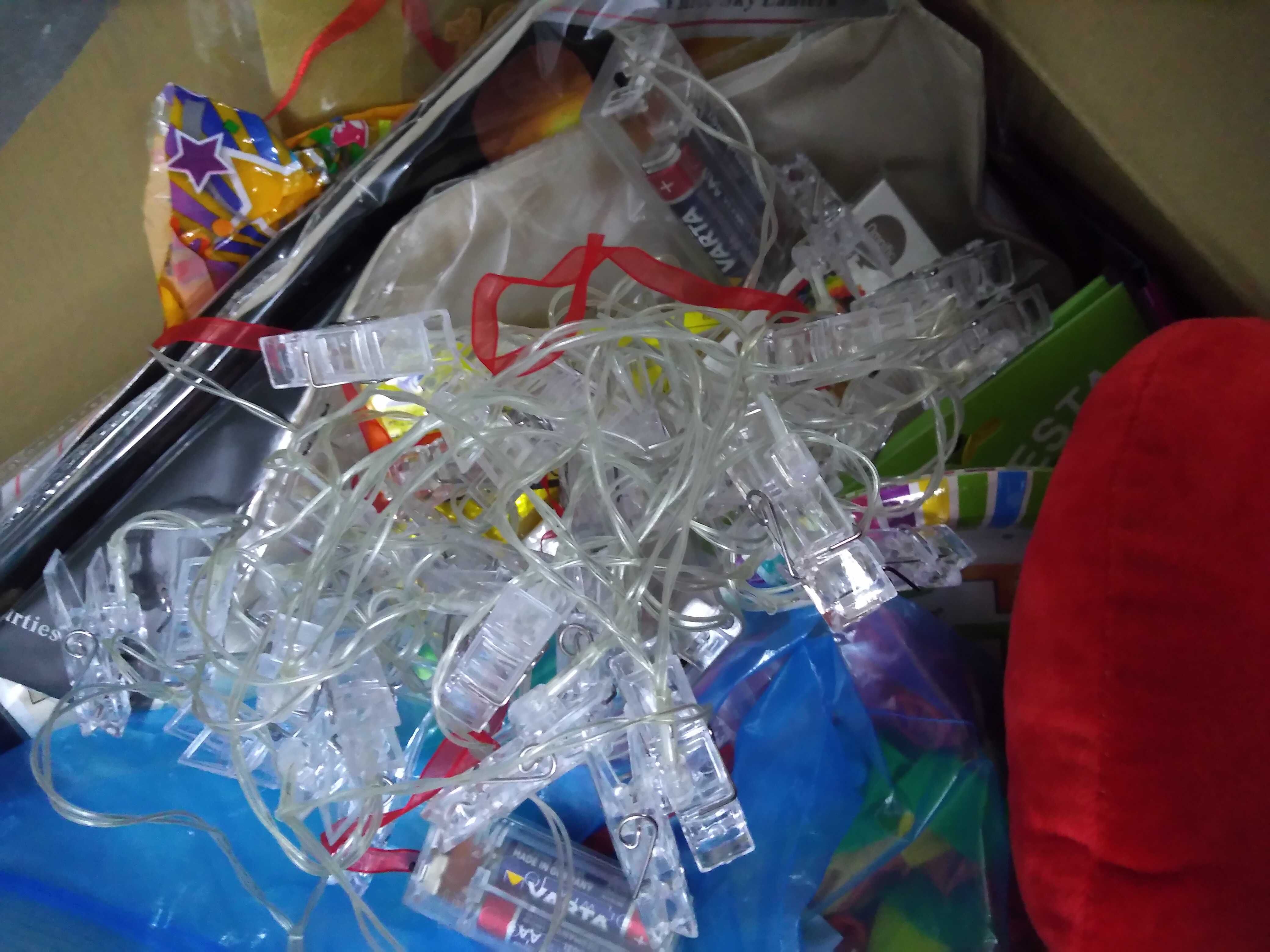 Acessorios para festas (Muita Coisa ) Preco por Tudo