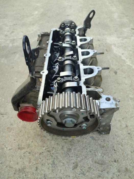 Продам головку двигателя на renault k9k 1.5 дизель