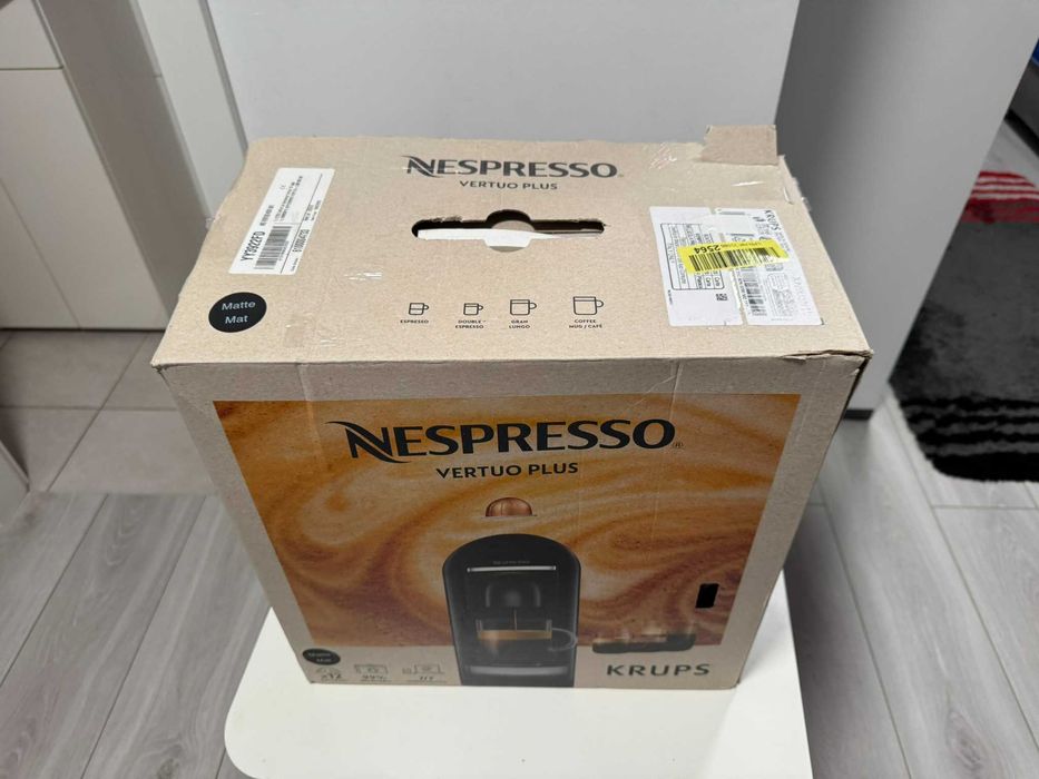 Ekspres kapsułkowy Krups VERTUO PLUS YY3922FD 1 bar czarny