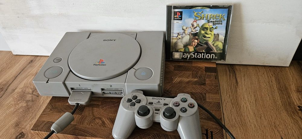 Konsola Sony PlayStation 1 zestaw