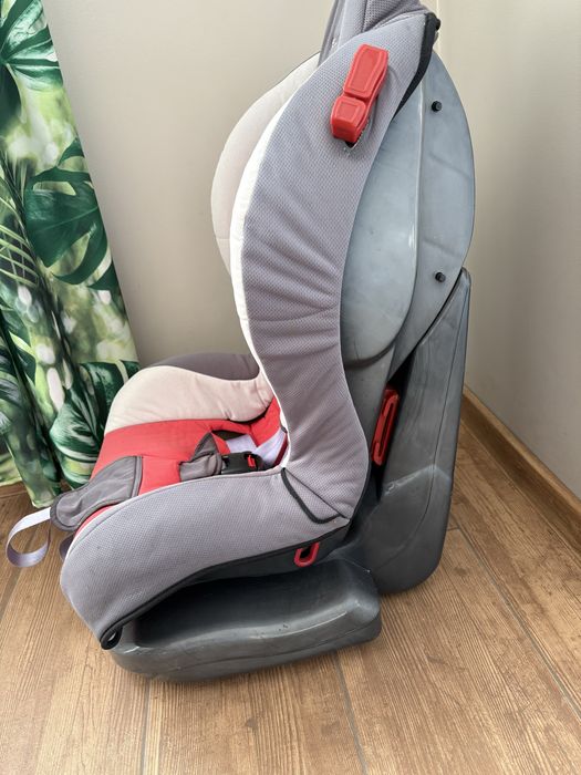 Fotelik samochodowy Swing Coto Baby