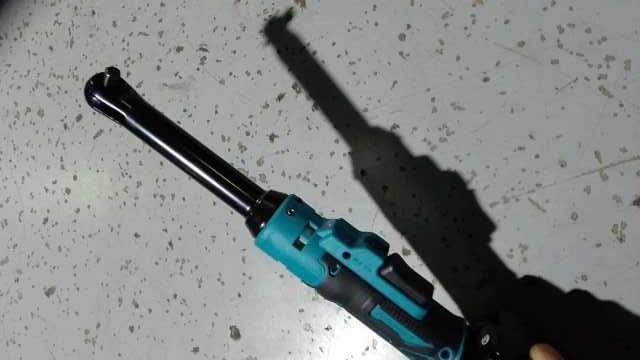Grzechotka Akumulatorowa NOWA Pasuje Pod Każdą Aku Baterie MAKITA 18V