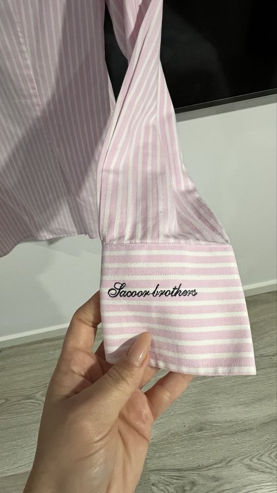 Camisas Sacoor em excelente estado