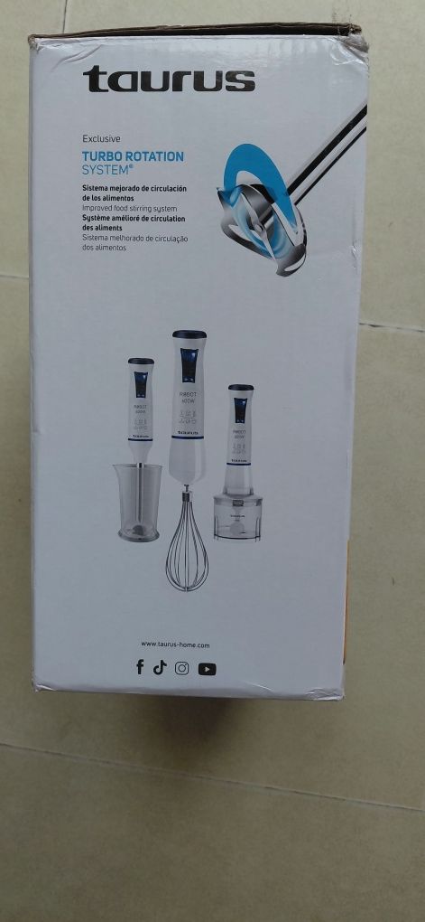 Blender kielichowy Taurus Robot 600 Plus 600 W biały