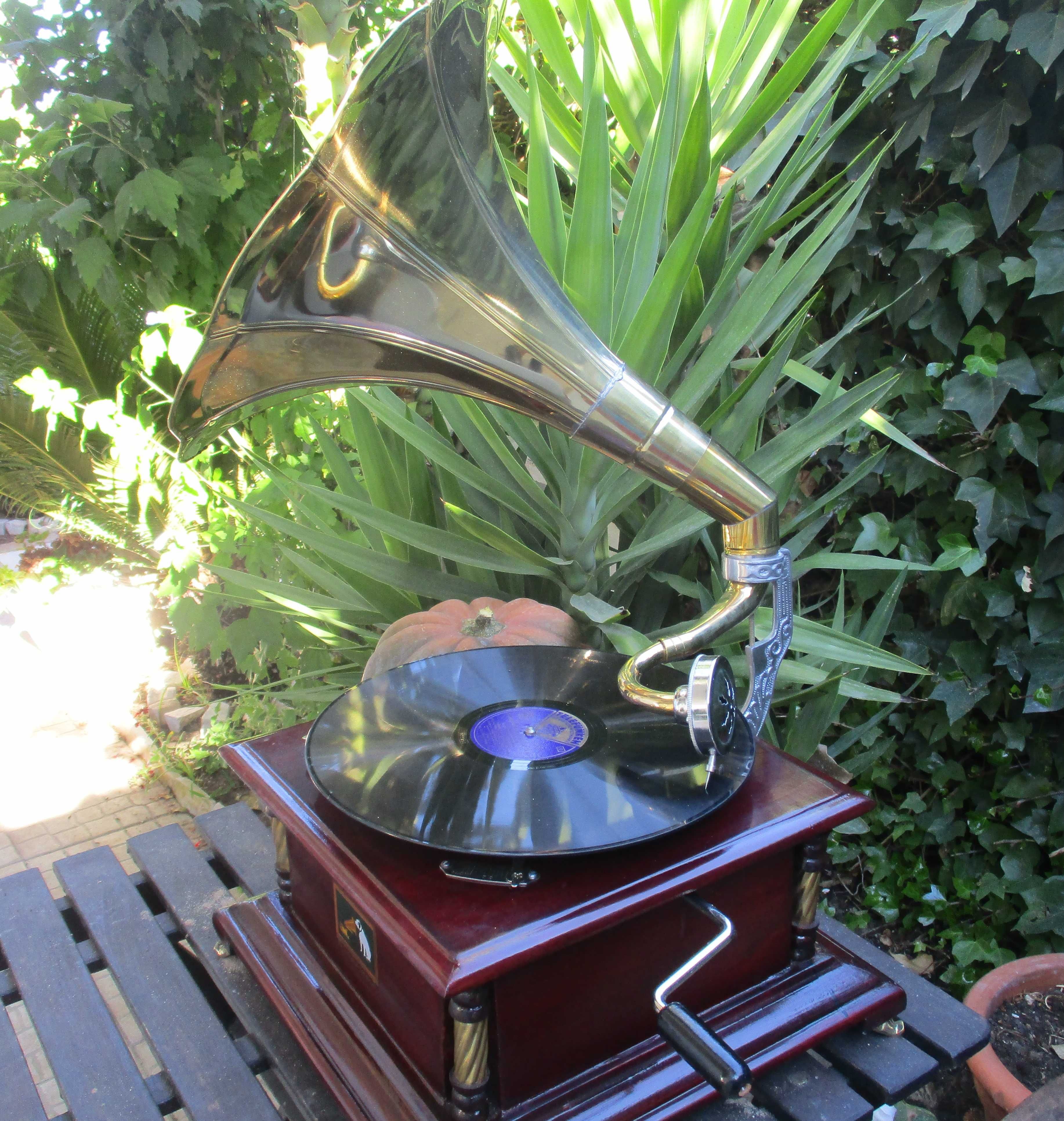 Grafonola Antiga HMV Gramofone His Master Voice 1900