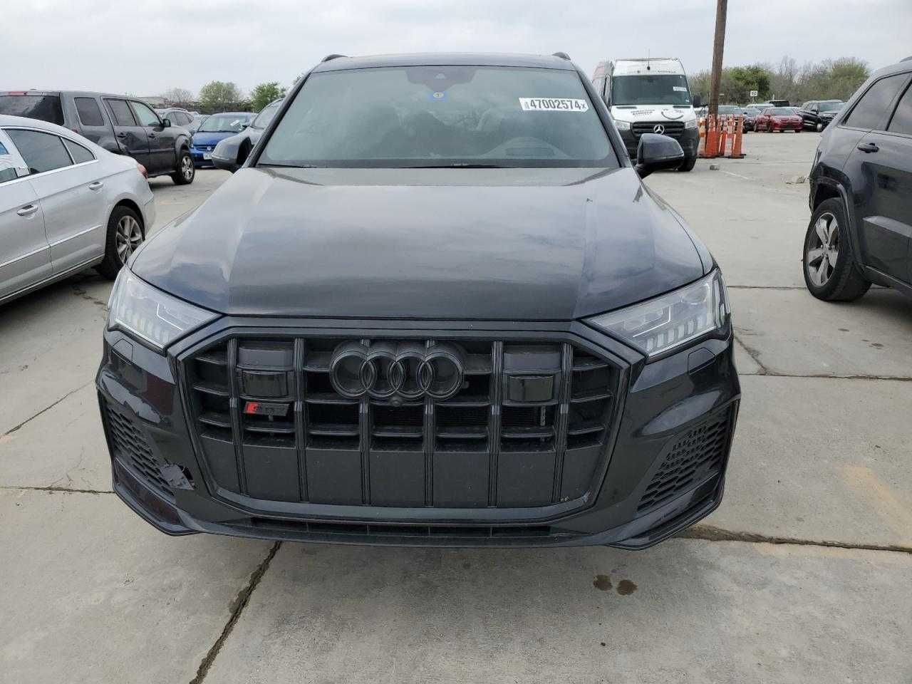 Автомобіль 2021 Audi SQ7 Prestige