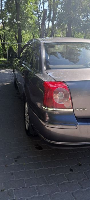 Продам Toyota Avensis
