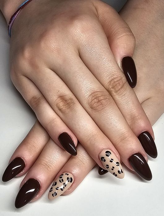Manicure z dojazdem do klienta.