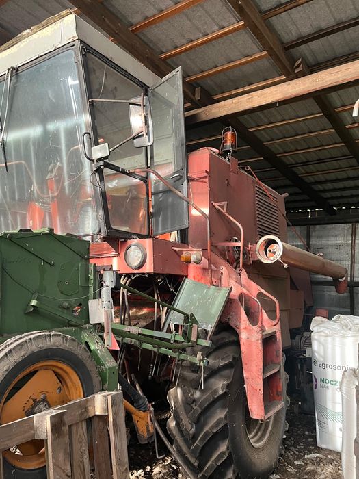 kombajn zbożowy Bizon ZO56