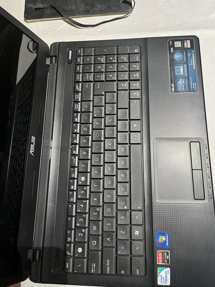 Portátil Asus X54H