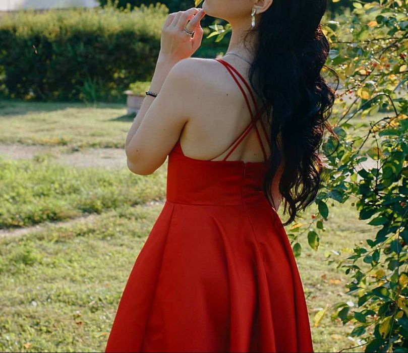 Продам сукню на випускний