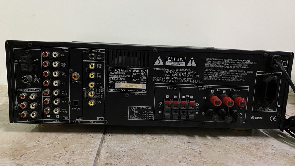 Amplificador Denon avr-1601