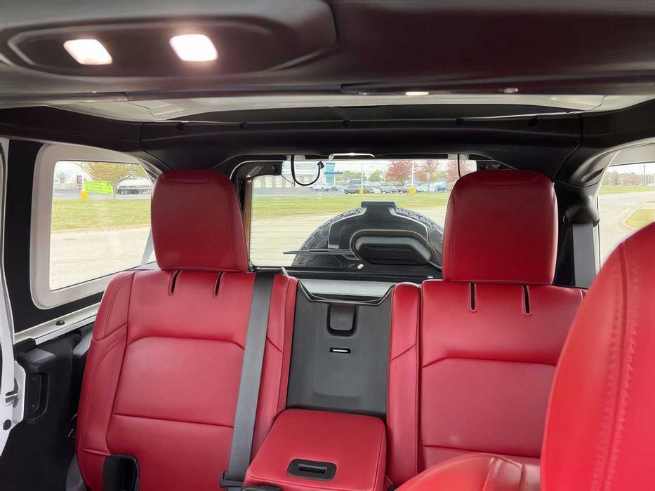 Jeep Wrangler      2024