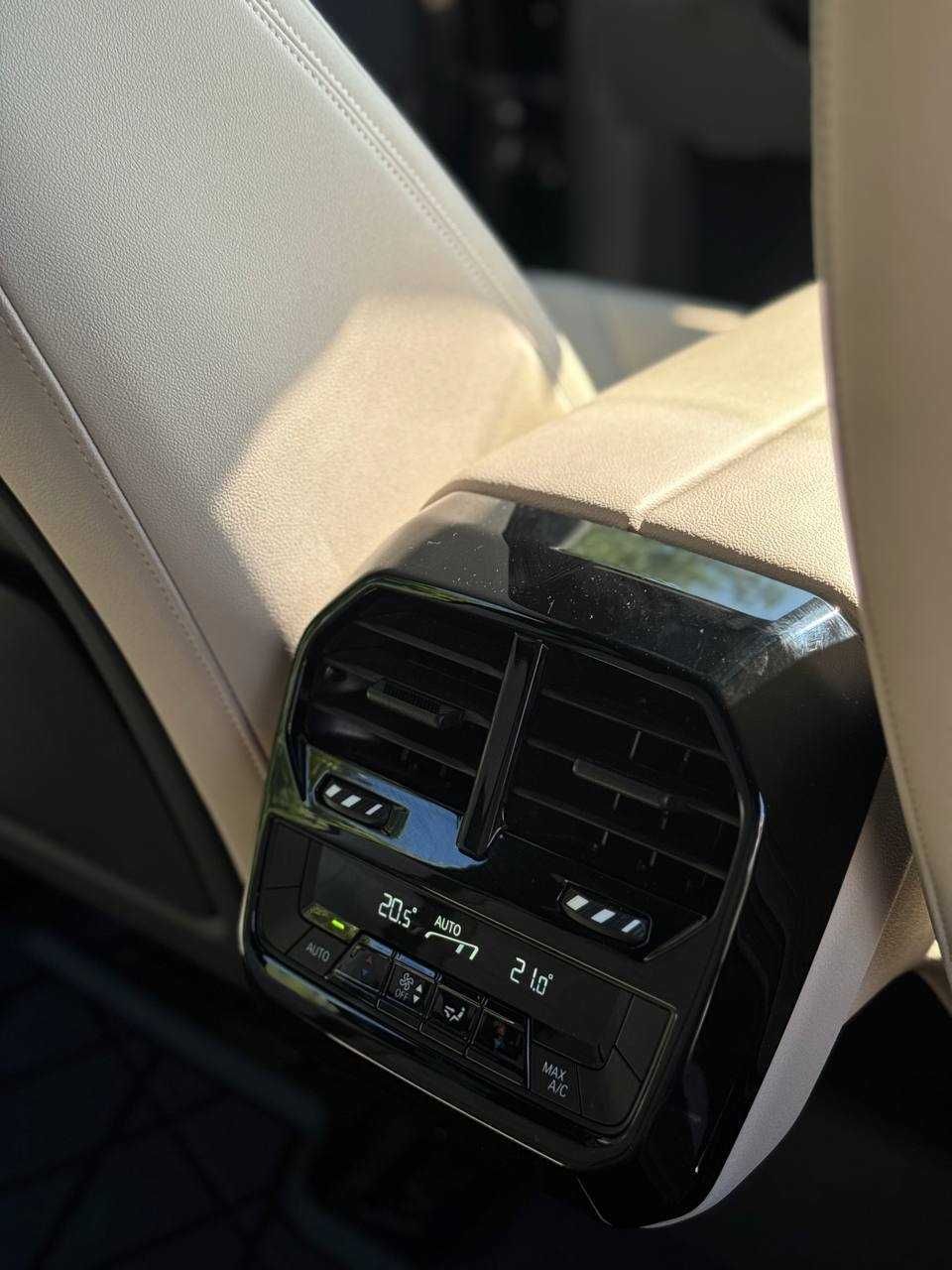 Продається BMW IX 2023