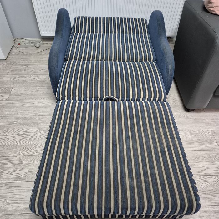 Sofa rozkładana.