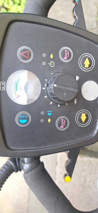 Skuter wózek inwalicki elektryczny
