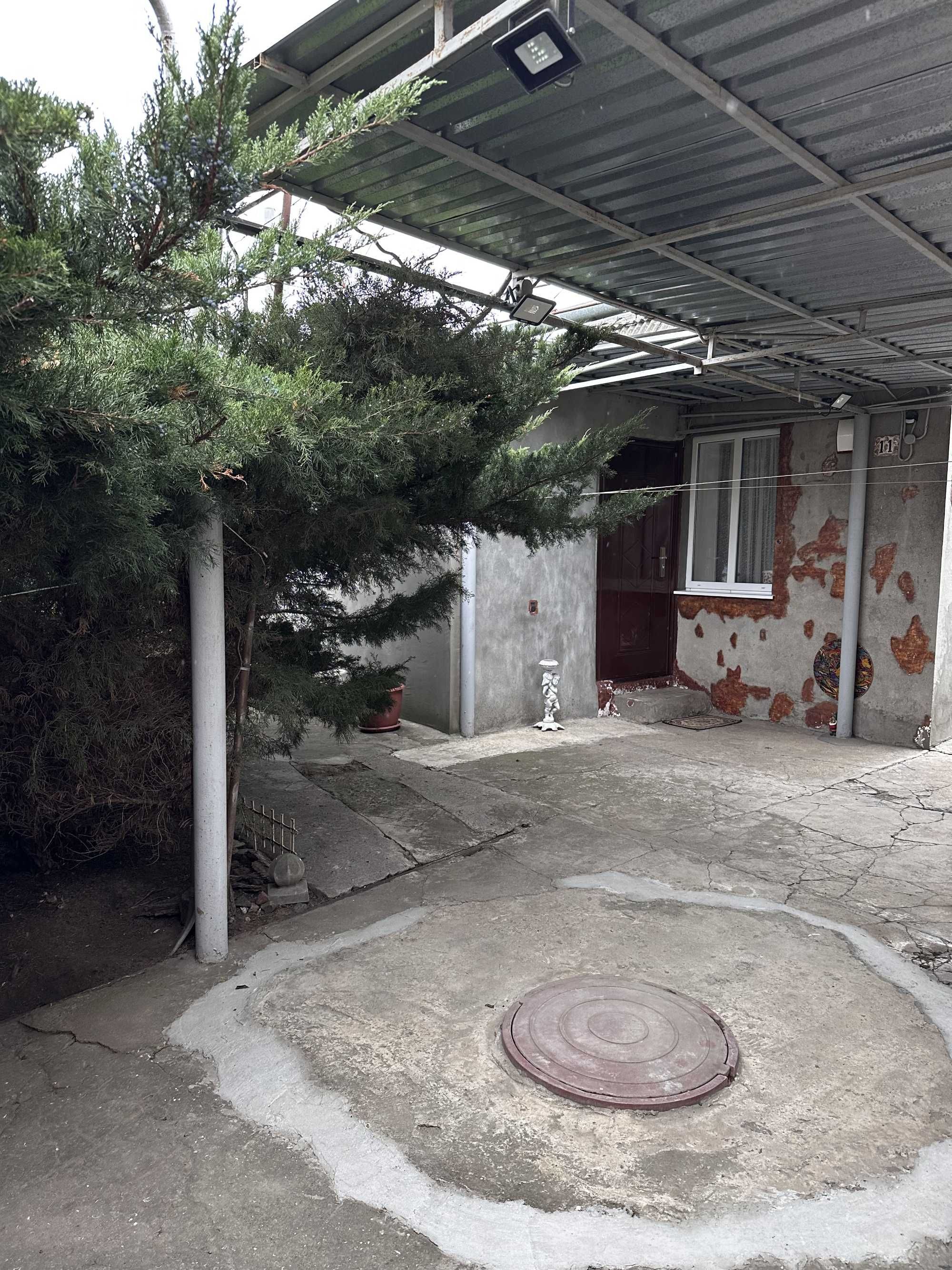 Дом в Лесках , у моря,  пригород Одессы, для себя и  под сдачу. Торг.