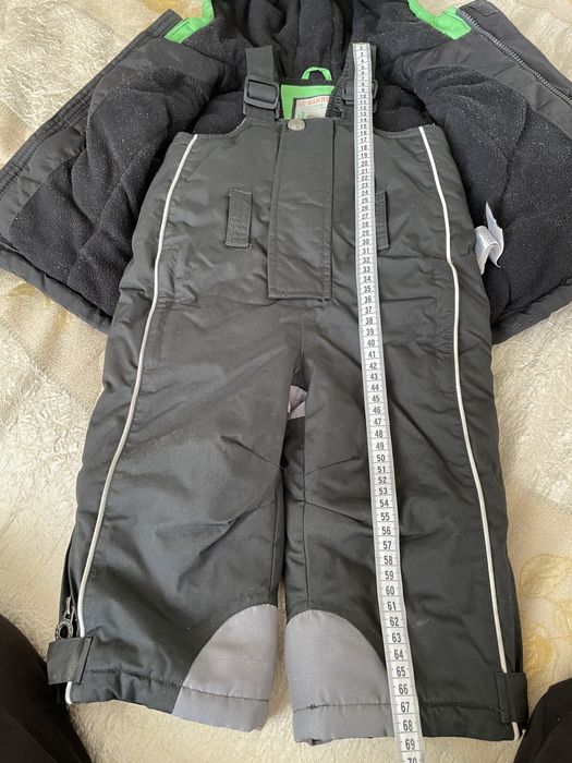 Зимовий комбінезон