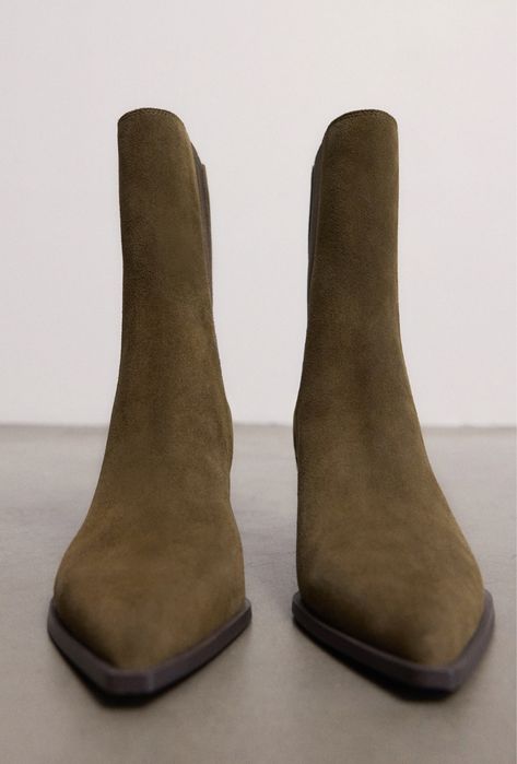 Замшеві ковбойські ботильйони