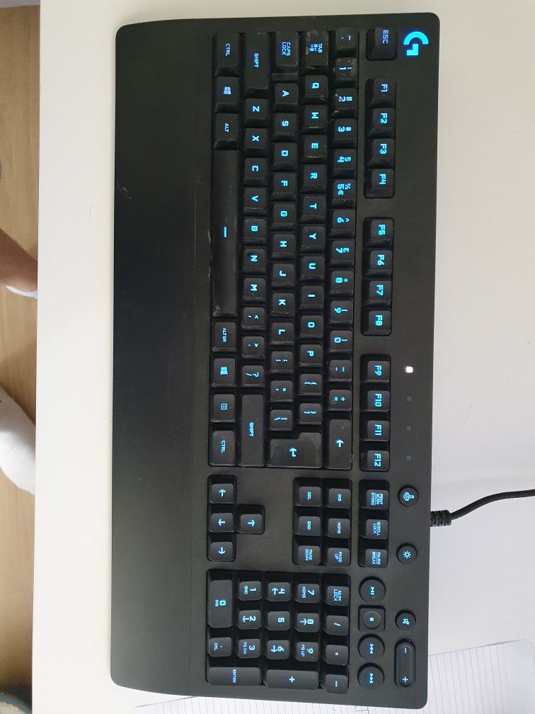 Komputer stacjonarny G4M3R HERO i7-11700F / 32 GB RAM / RTX 3060 Ti