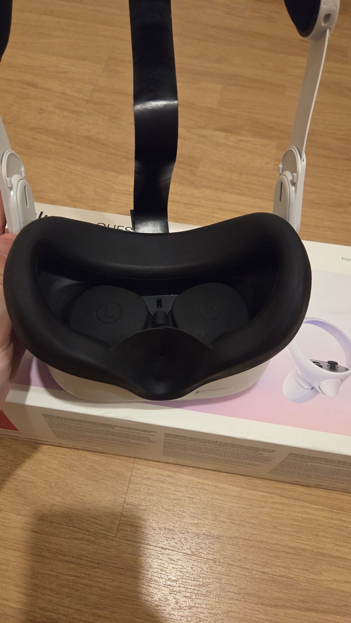 Oculus Quest 2 + Extras