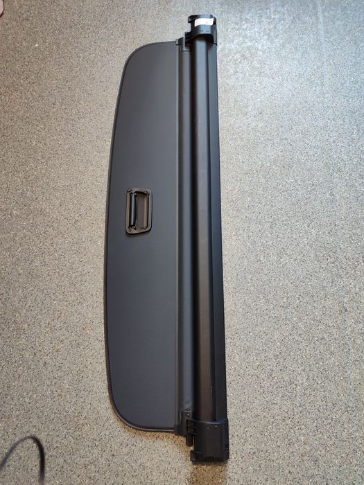 Шторка багажника Ауди Е Трон Audi E-Tron