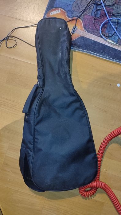 Guitalele Yamaha