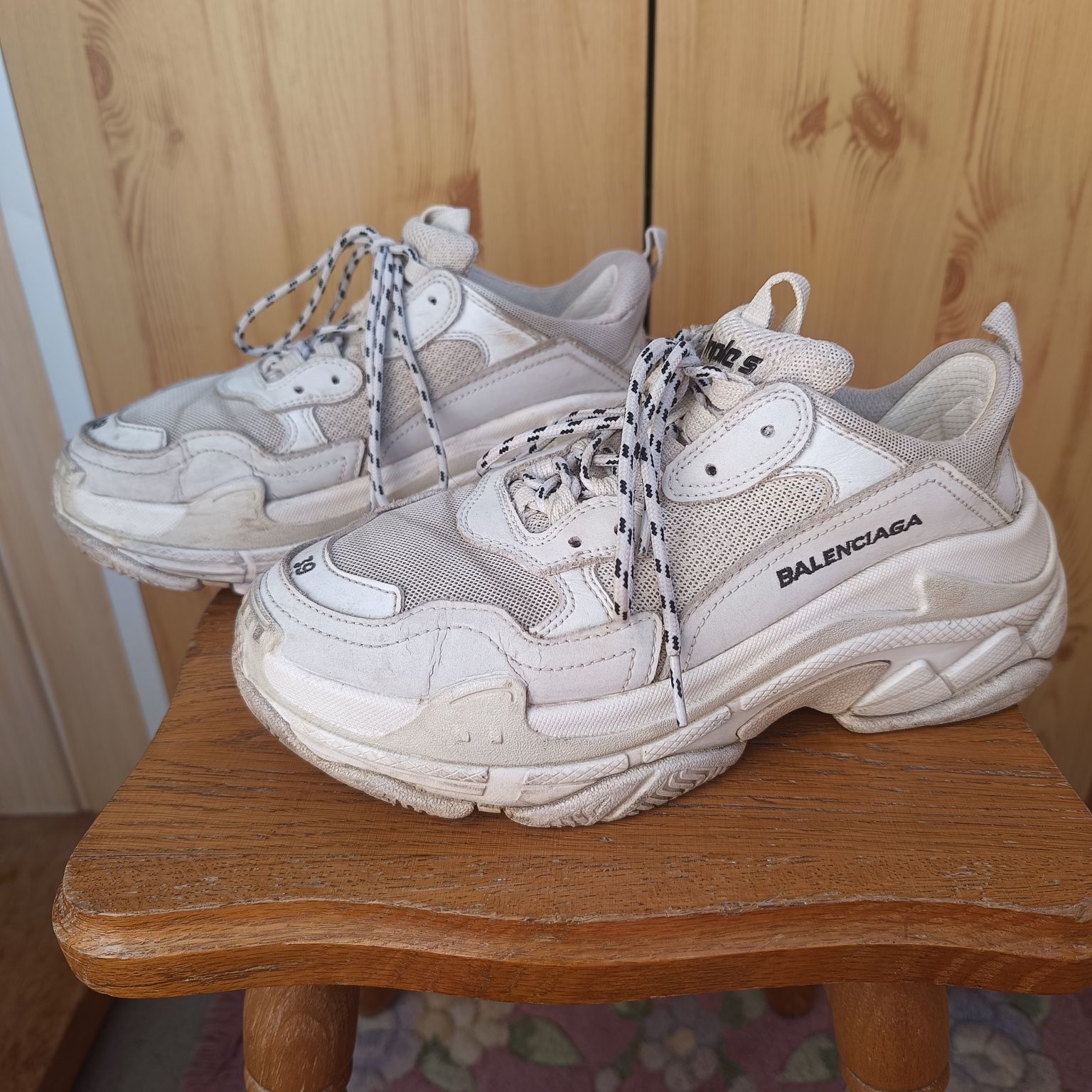 Кросівки жіночі Balenciaga Triple S, розмір 39