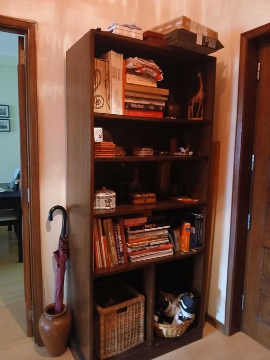 Estante madeira carvalho.