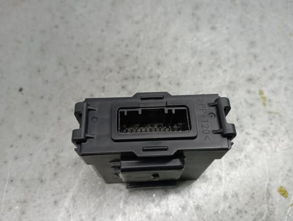 Módulo confort RENAULT Captur II