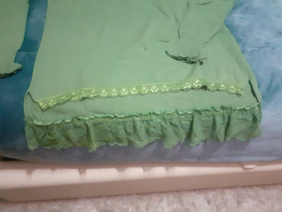 Camisola da marca Guess