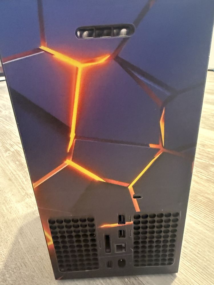 Sprzedam xbox series x 1TB