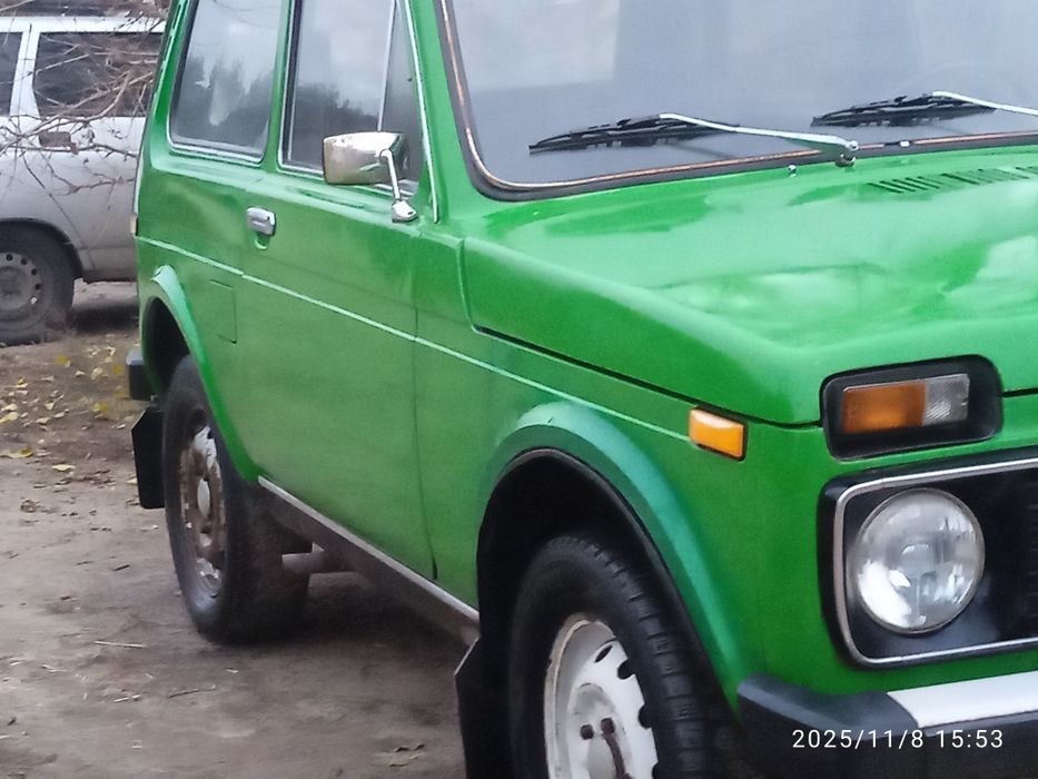 Продам автомобіль нива