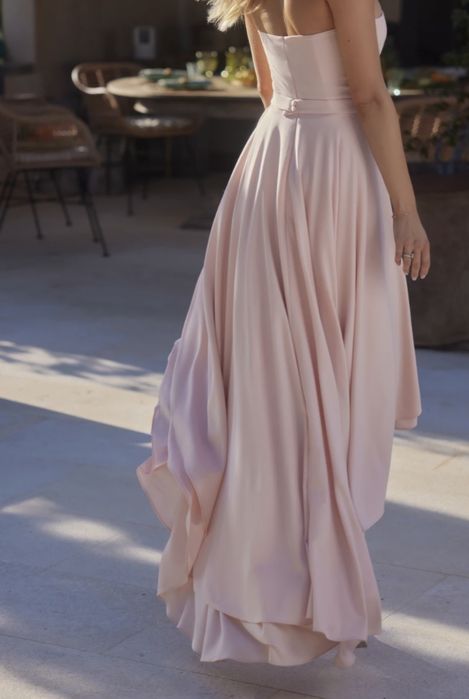 Sukienka Lou Emine rozmiar S 36 pudrowy róż asymetryczna wesele