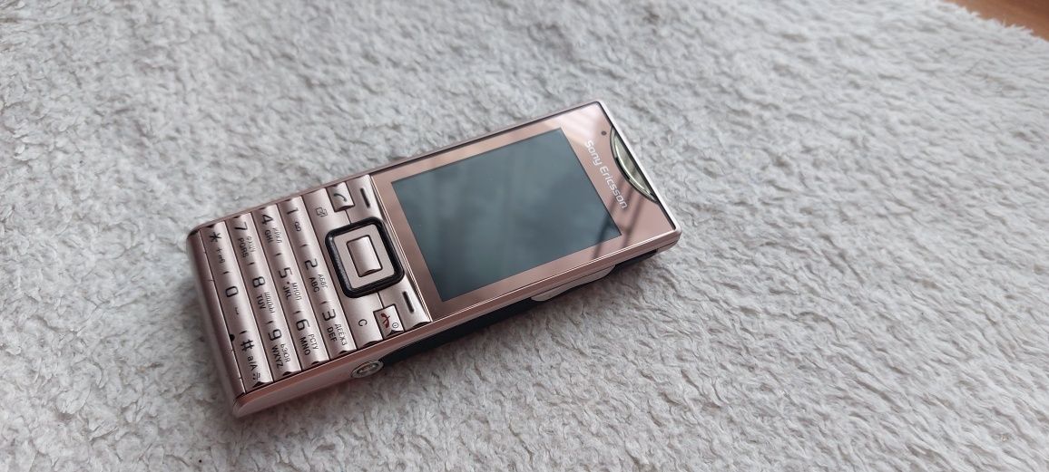 Sony Ericsson J102