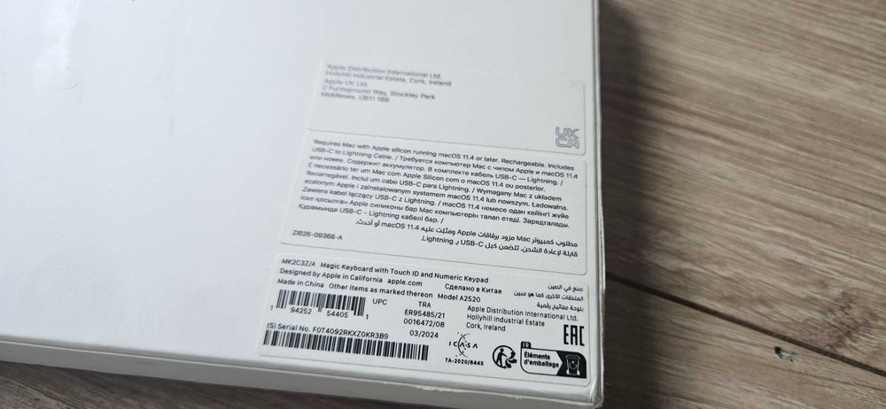 Klawiatura magic keyboard z touch ID i polem numerycznym