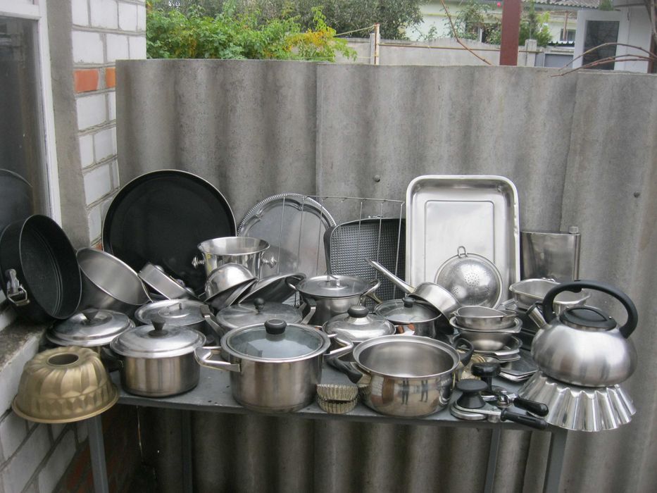 Продам кастрюли нержавейка и разное