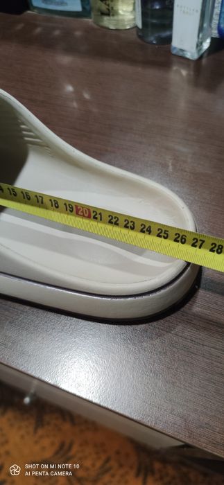 Шльопанці,дуже зручні.