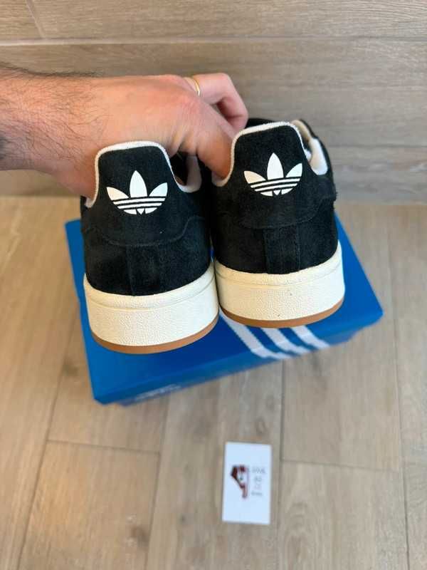 Adidas oryginalne czarne z lat 00-tych 38