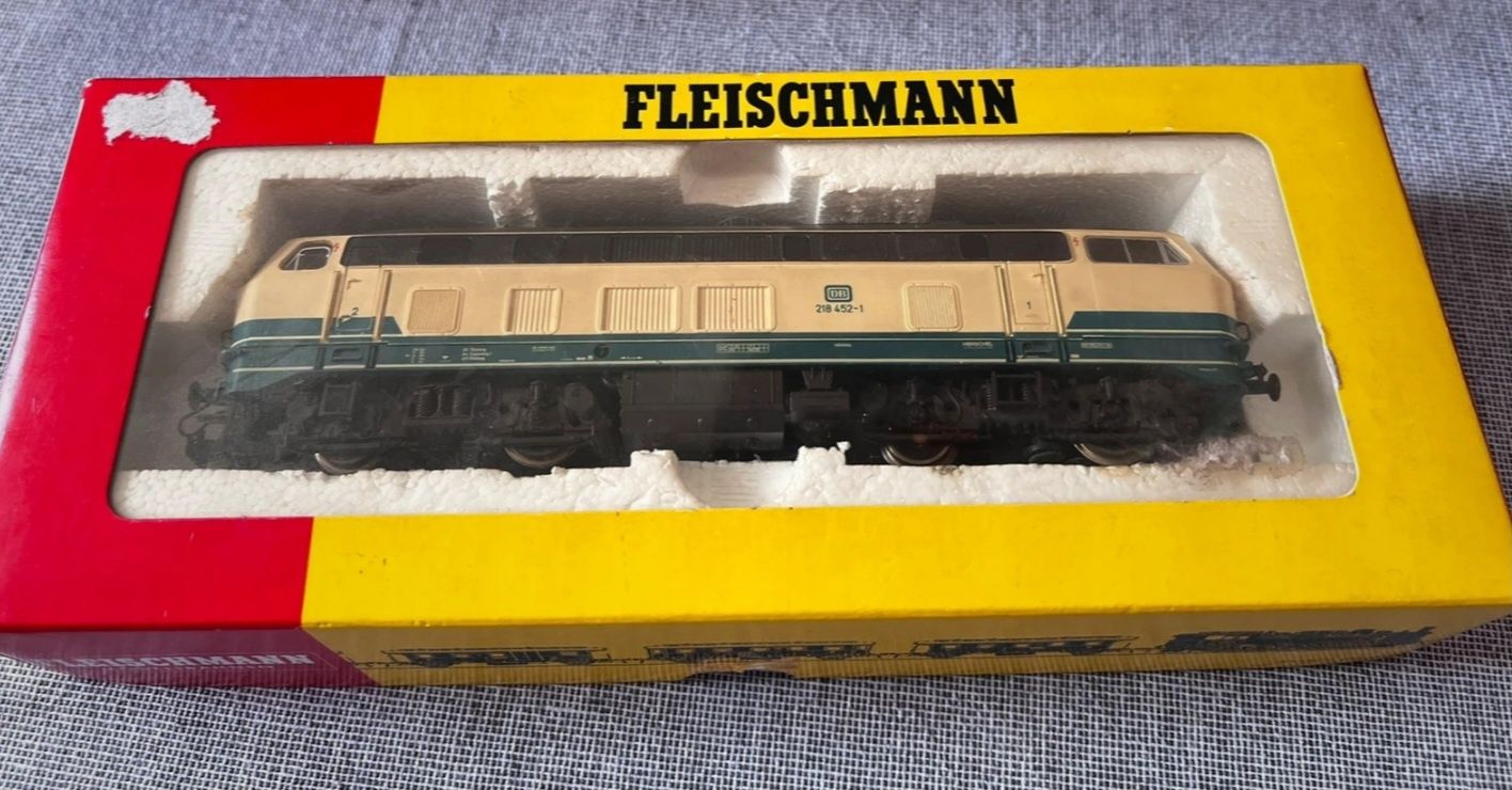 Locomotiva Fleischmann 4232