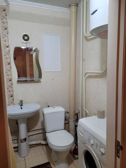 Продам уютную 1-к.квартиру, ул. Авраменко, р-н Амстора