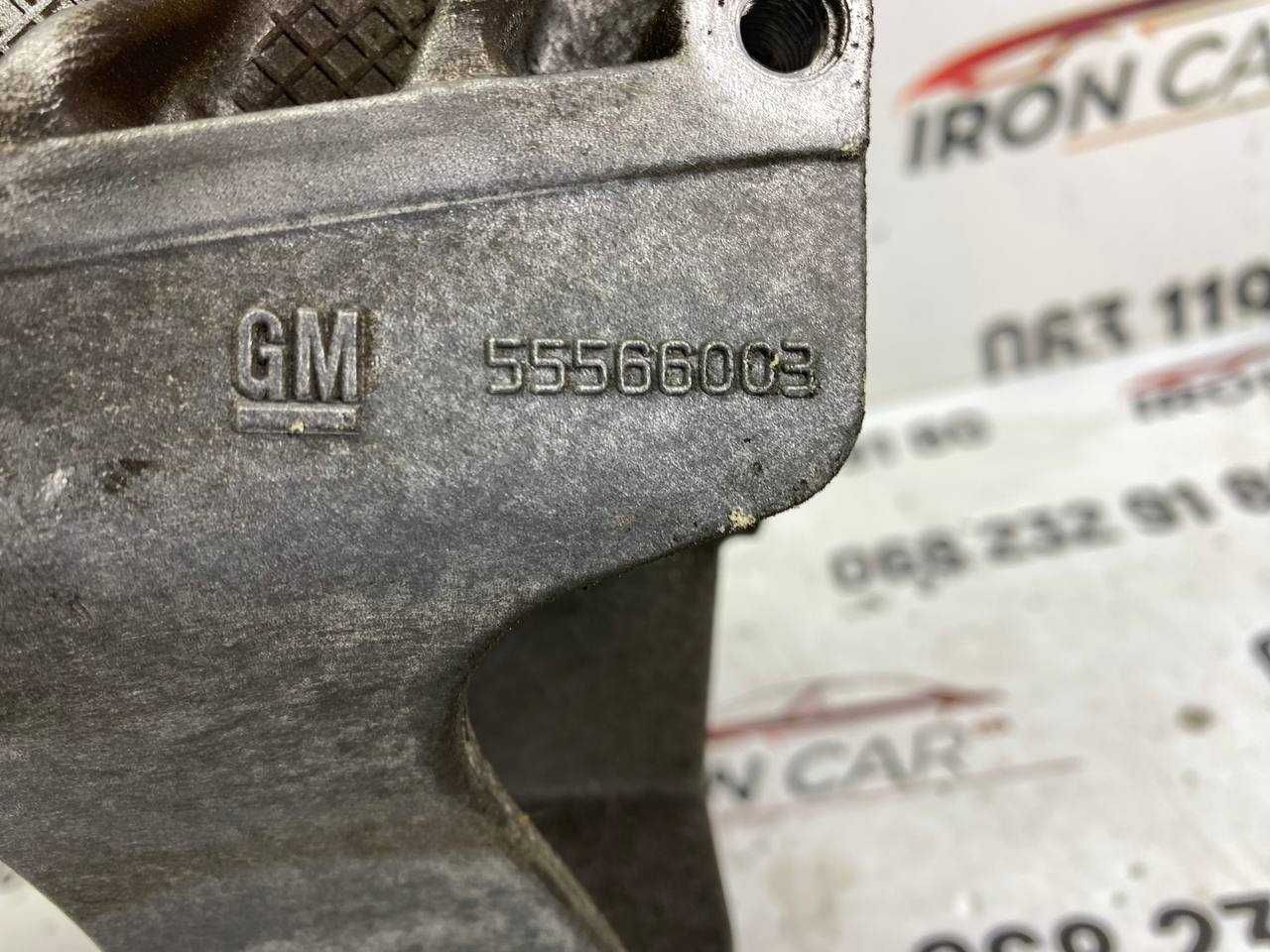 Кронштейн ТНВД Opel Insignia 2.0 2008-2013 55566003