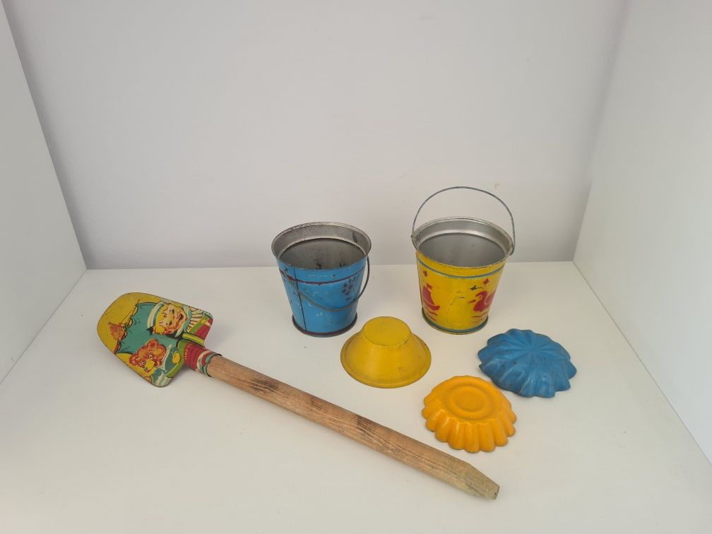 Brinquedos de lata