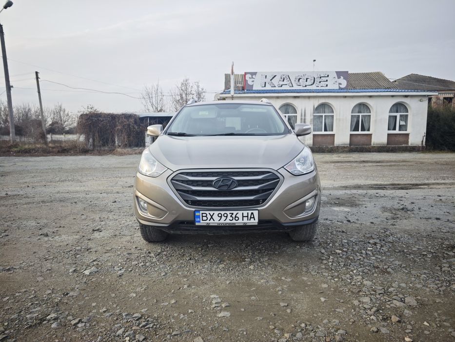 Хундай Туксон 2013 Hyundai ix35 Tucson Кросовер Позашляховик