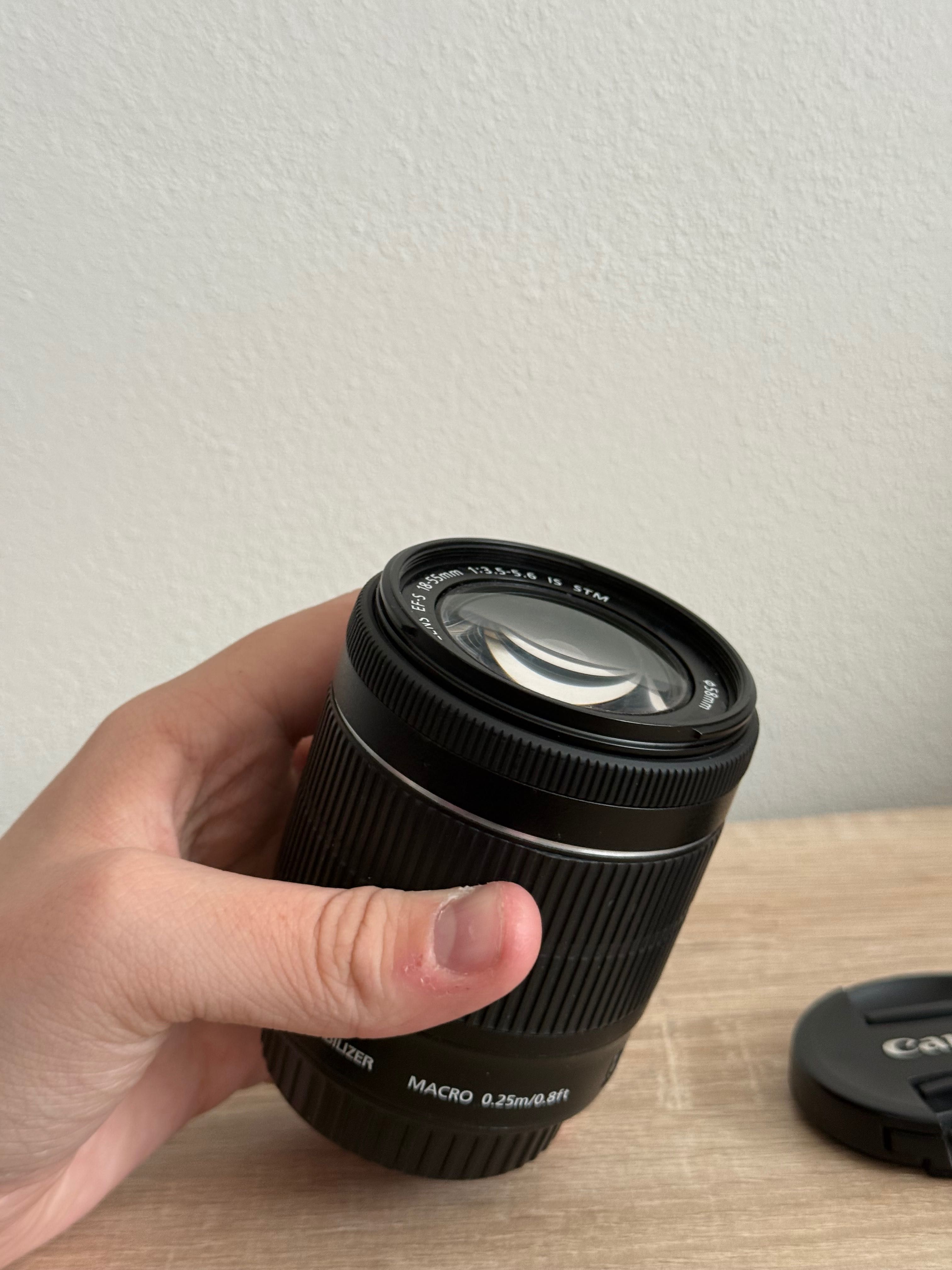 CANON 700D+ Canon EF 18-55mm