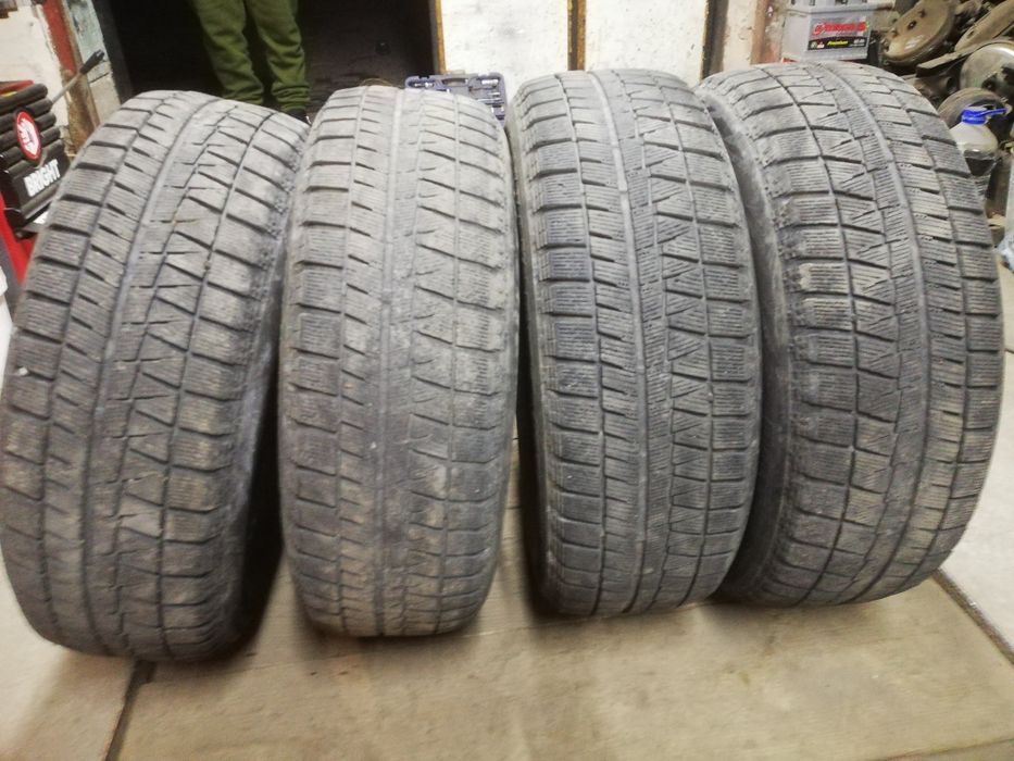 Резина зимова чотири колеса