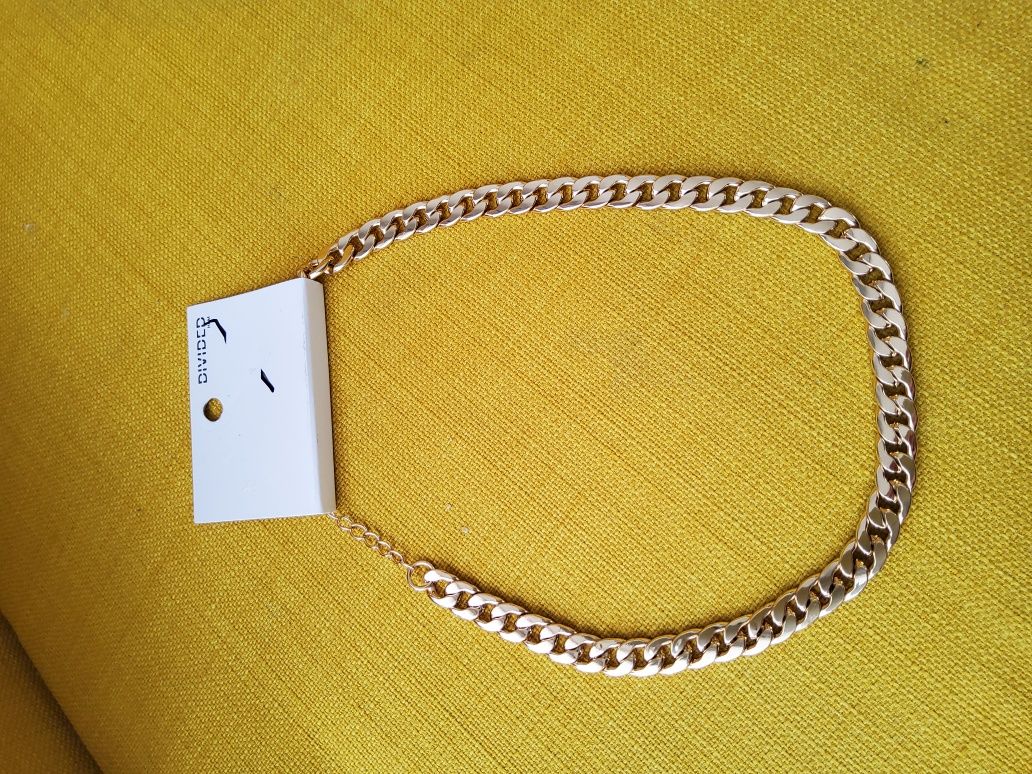 Nowy łańcuszek H&M